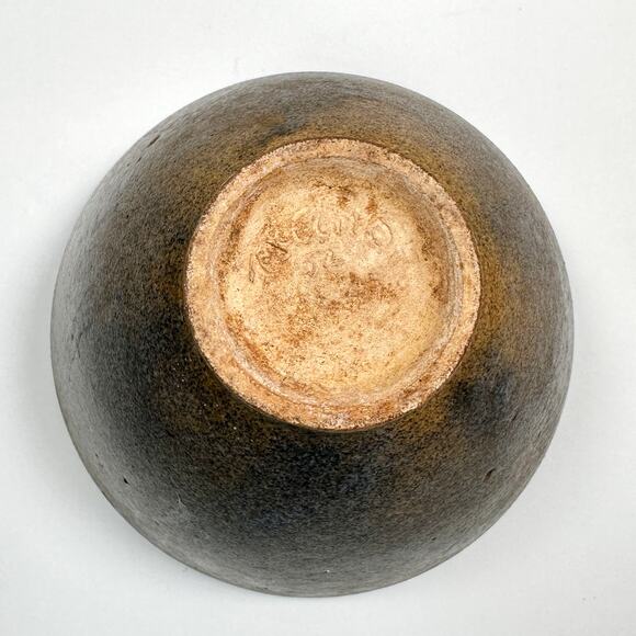 Vintage Studio Pottery Bowl by McElroy 1952 – Brutalist Brown Glaze Vessel - Picture 5 of 9